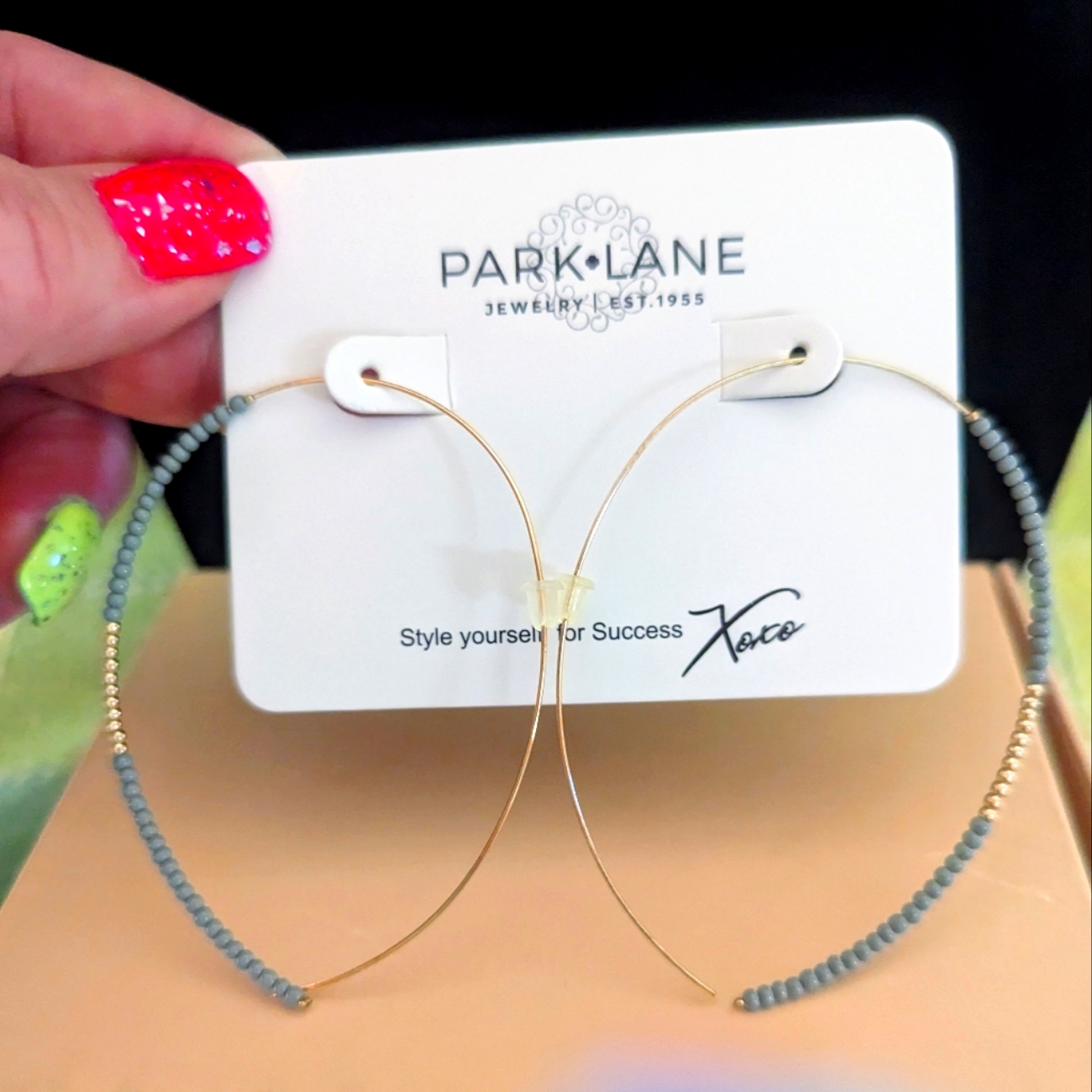 Collins Earrings In Gray 18$